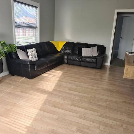 Вилла Holiday House On Sale Tullah Экстерьер фото